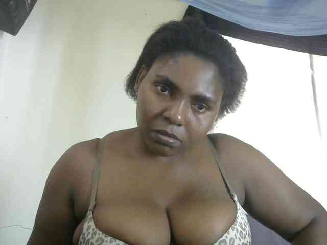 Sweetmama02 webcam