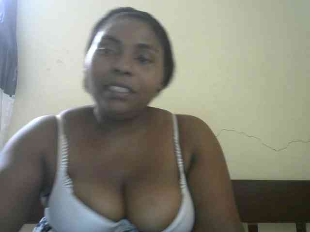 Sweetmama02 webcam