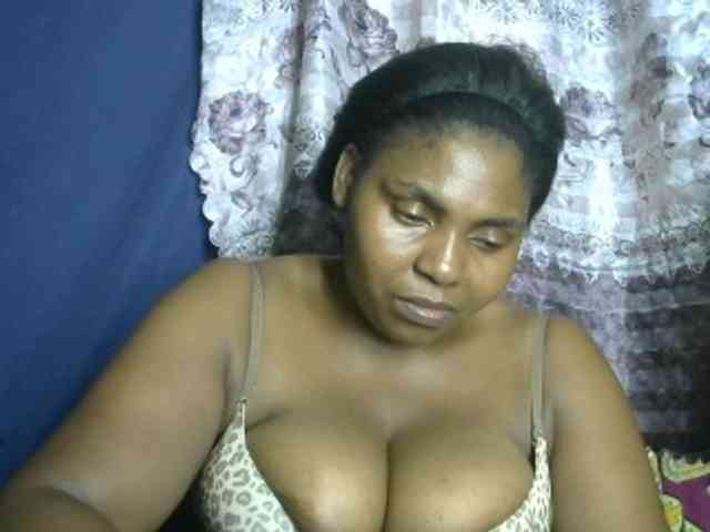 Sweetmama02 webcam