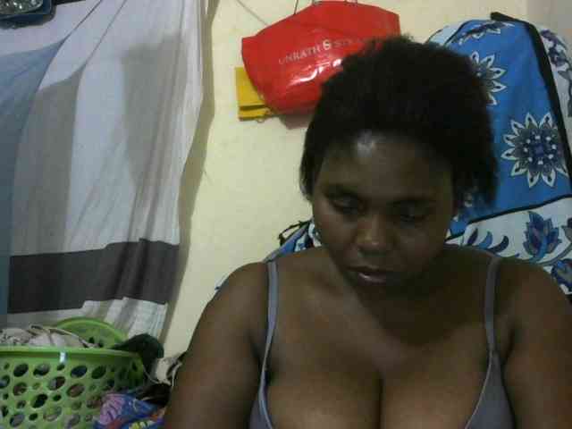 Sweetmama02 webcam