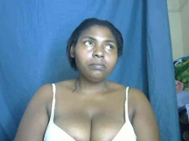 Sweetmama02 webcam