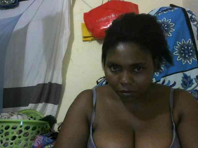 Sweetmama02 webcam