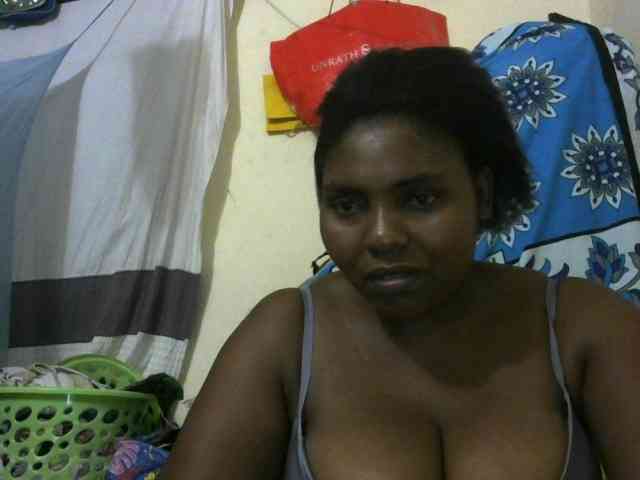 Sweetmama02 webcam