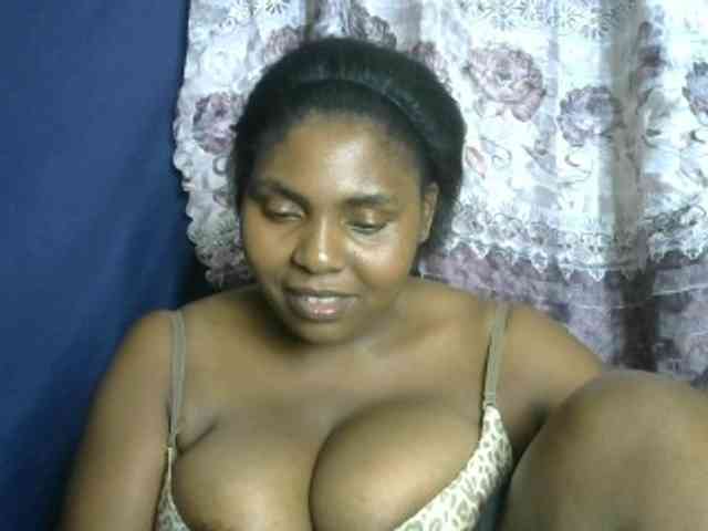 Sweetmama02 webcam