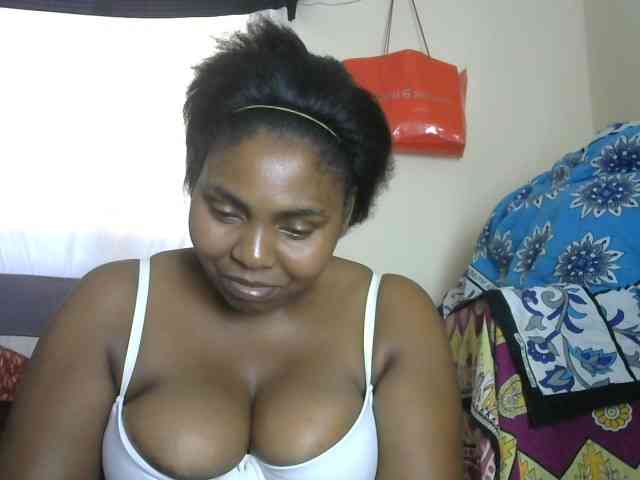 Sweetmama02 webcam