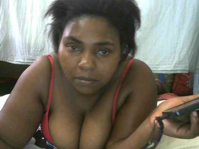 Sweetmama02 webcam