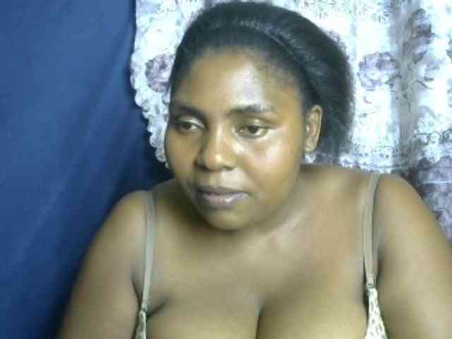 Sweetmama02 webcam
