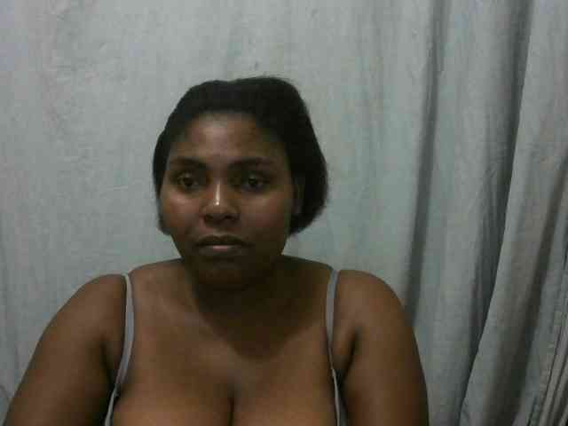 Sweetmama02 webcam