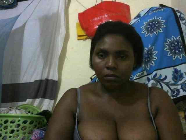 Sweetmama02 webcam