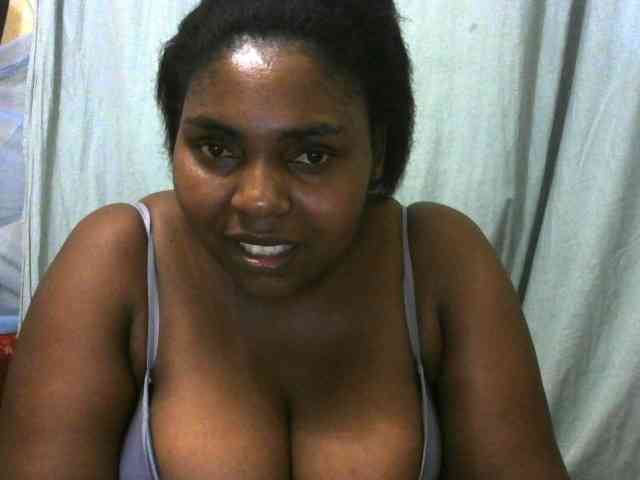 Sweetmama02 webcam