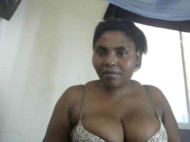 Sweetmama02 webcam