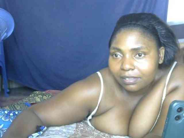 Sweetmama02 webcam
