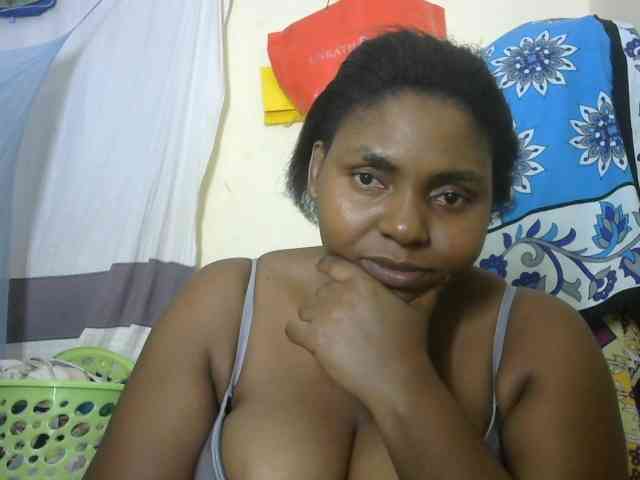 Sweetmama02 webcam