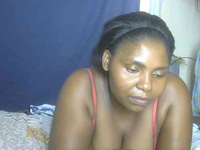 Sweetmama02 webcam