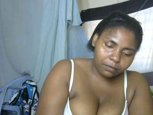 Sweetmama02 webcam