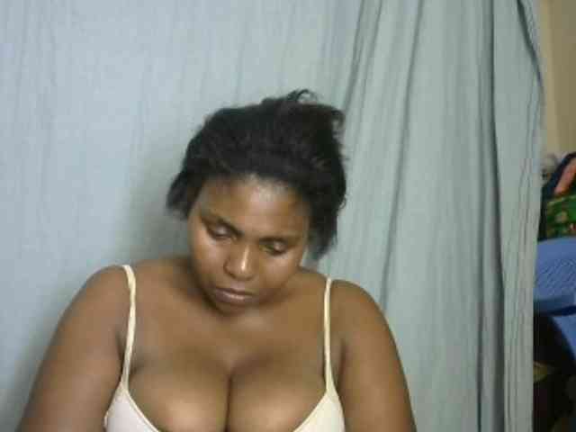 Sweetmama02 webcam