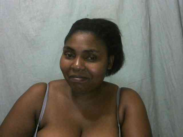 Sweetmama02 webcam