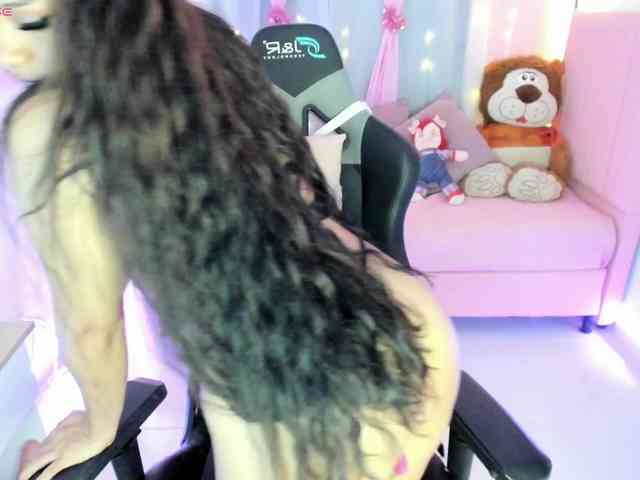 zoe-sullivan webcam