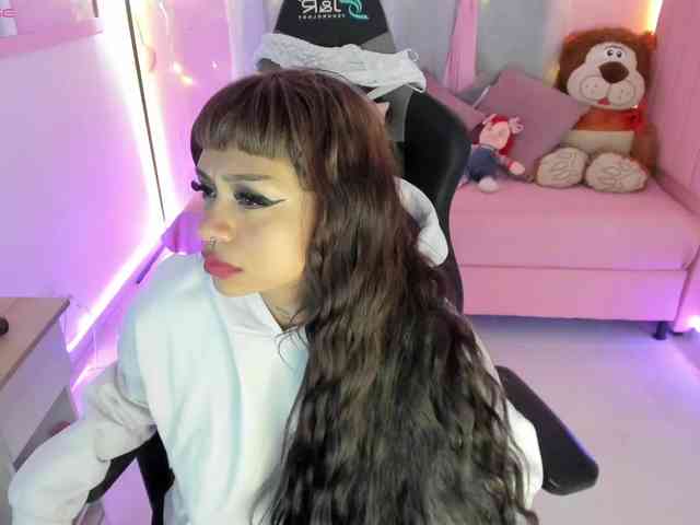 zoe-sullivan webcam