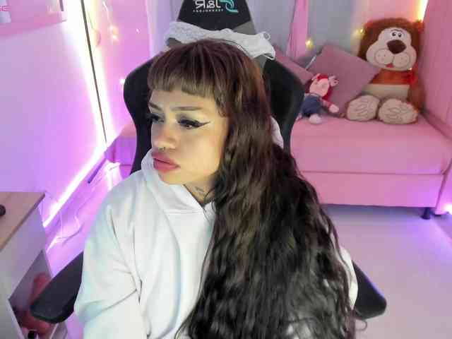 zoe-sullivan webcam
