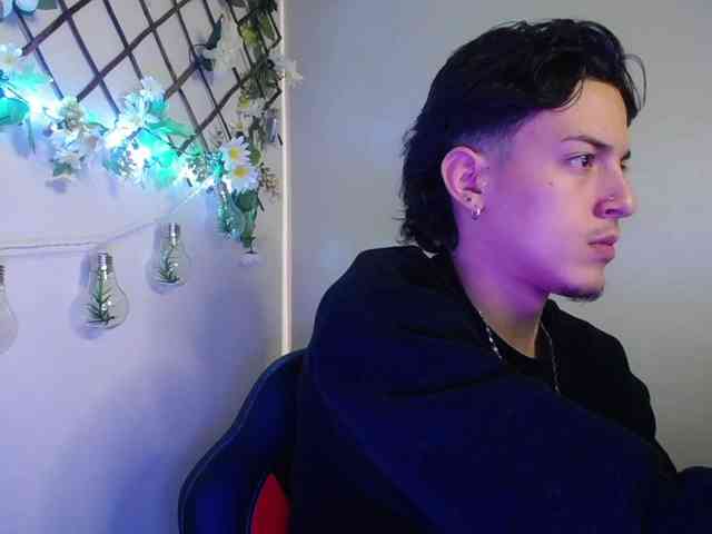 Aaron-Sanz18