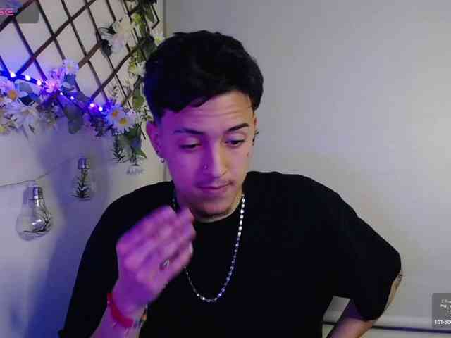 Aaron-Sanz18