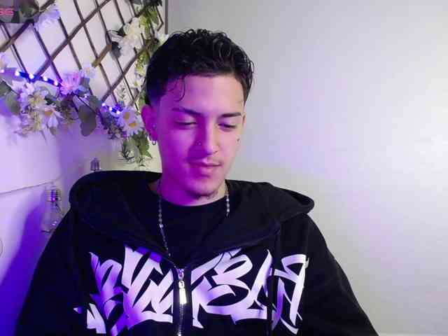 Aaron-Sanz18