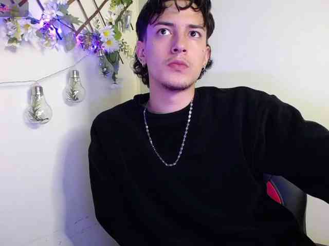 Aaron-Sanz18