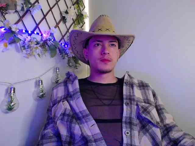 Aaron-Sanz18