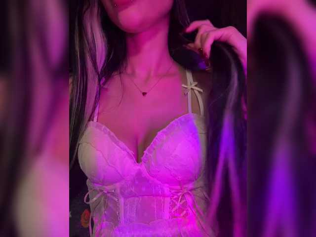 LeCriss's BongaCams show and profile