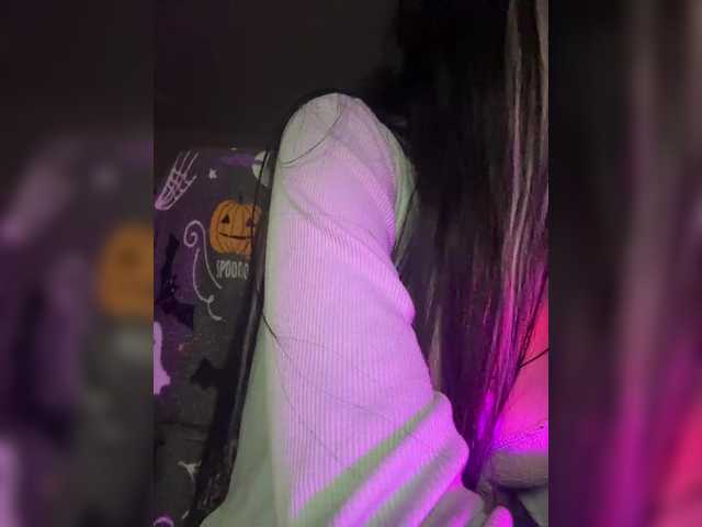 LeCriss's BongaCams show and profile