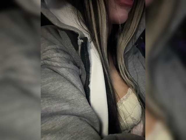 LeCriss's BongaCams show and profile