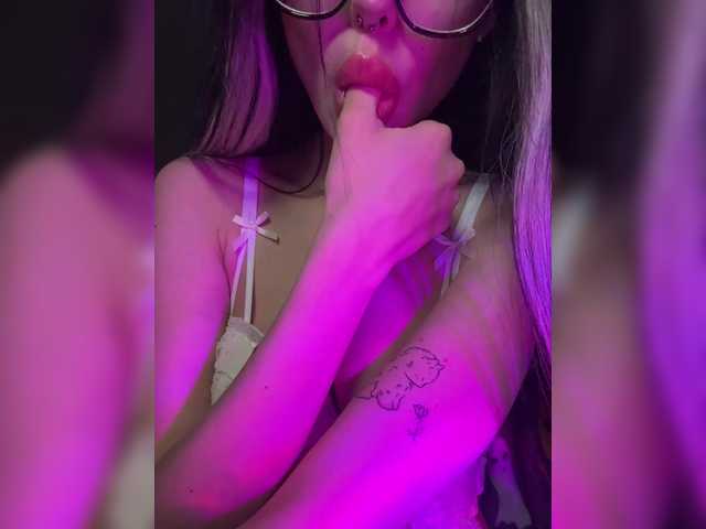 LeCriss's BongaCams show and profile