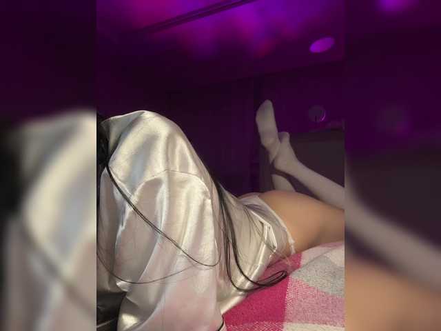 LeCriss's BongaCams show and profile