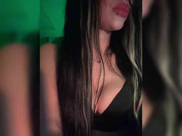 LeCriss Live Webcam on BongaCams