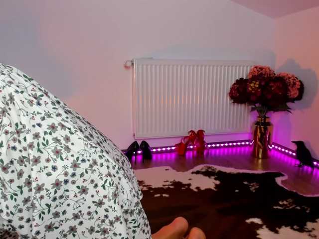 SatyneQueen's BongaCams show and profile