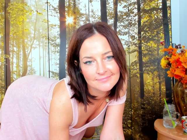 SatyneQueen's BongaCams show and profile