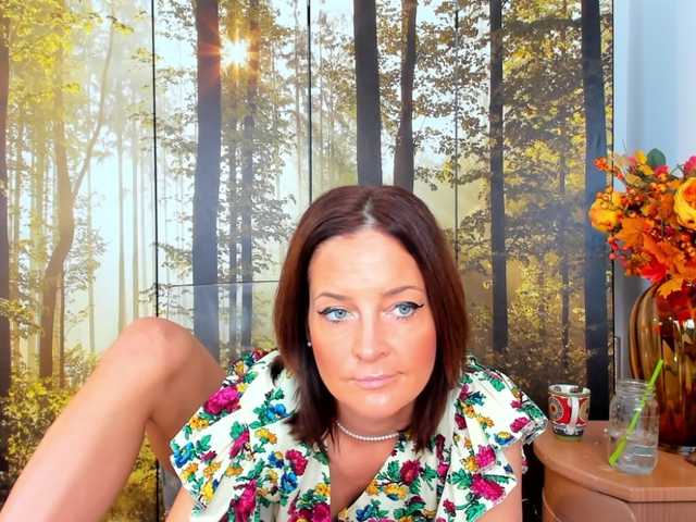 SatyneQueen's BongaCams show and profile