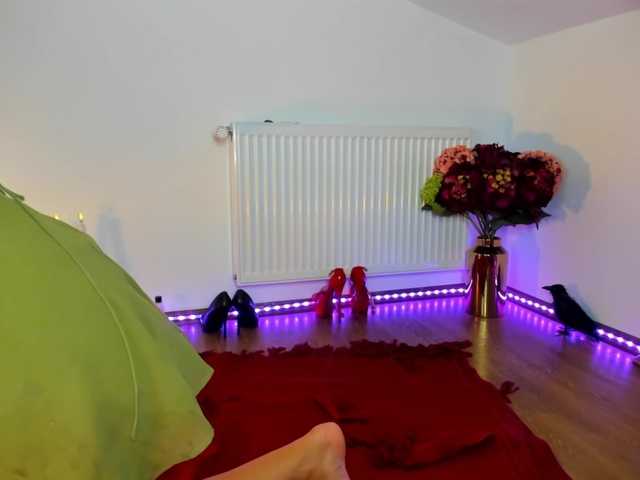 SatyneQueen's BongaCams show and profile