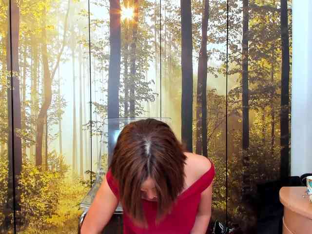 SatyneQueen webcam