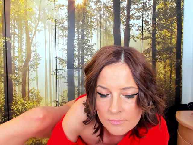 SatyneQueen webcam