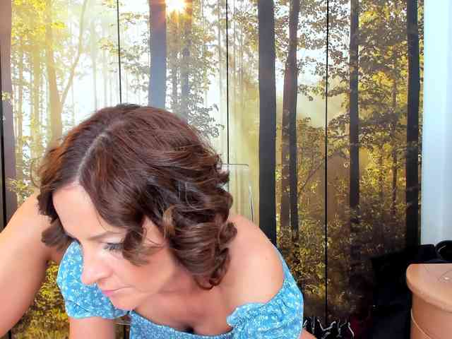 SatyneQueen webcam