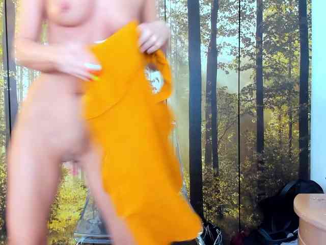 SatyneQueen webcam