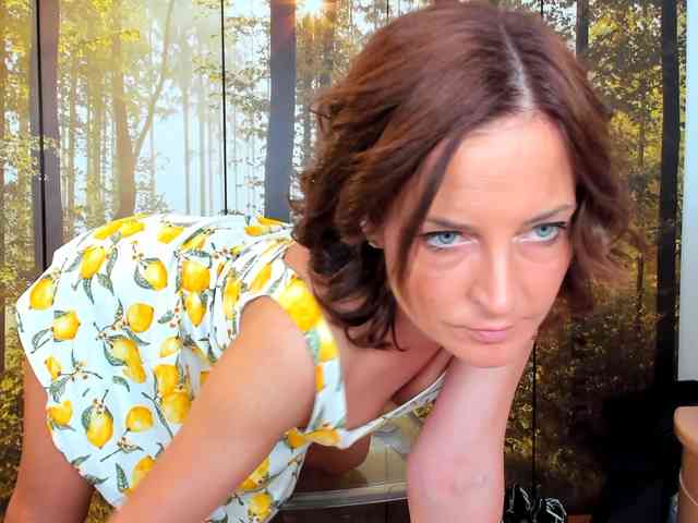 SatyneQueen webcam