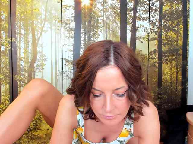 SatyneQueen webcam