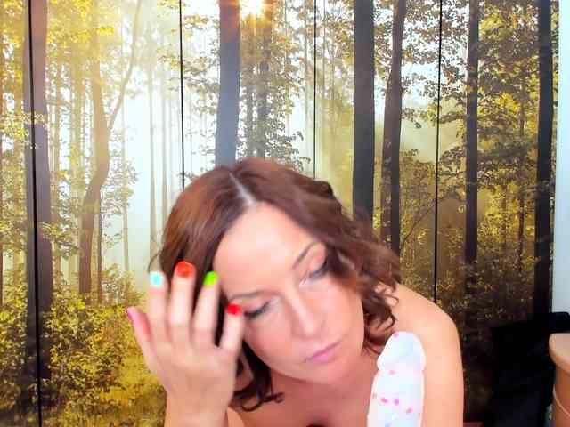 SatyneQueen webcam
