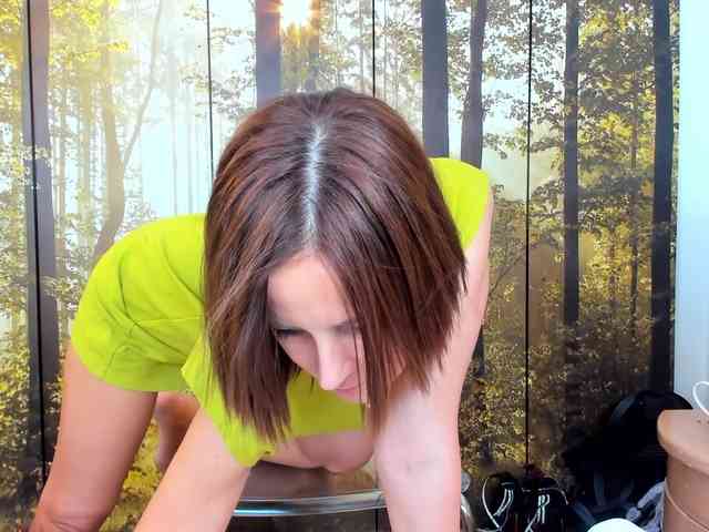 SatyneQueen webcam