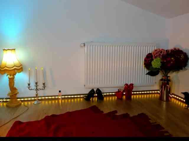 SatyneQueen SatyneQueen