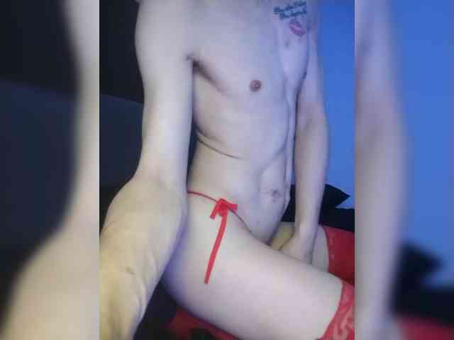 slimfitboytoy Live Webcam on BongaCams