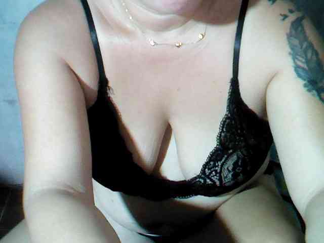 lovelylovelybabexx